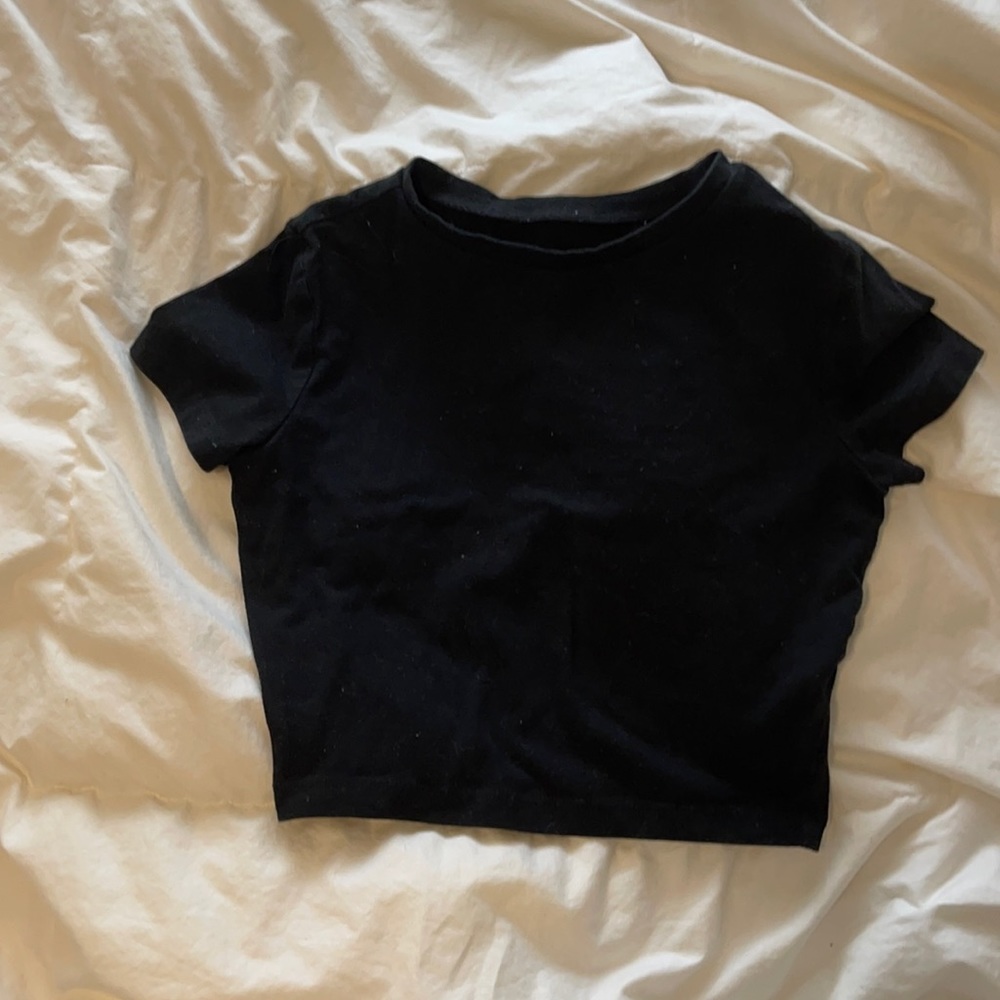 Wild fable black cropped tee